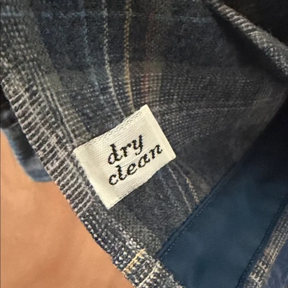 Vintage! Pendleton Woolen Mills Navy and Gray Shirt quality vintage pure wool - Picture 7 of 7